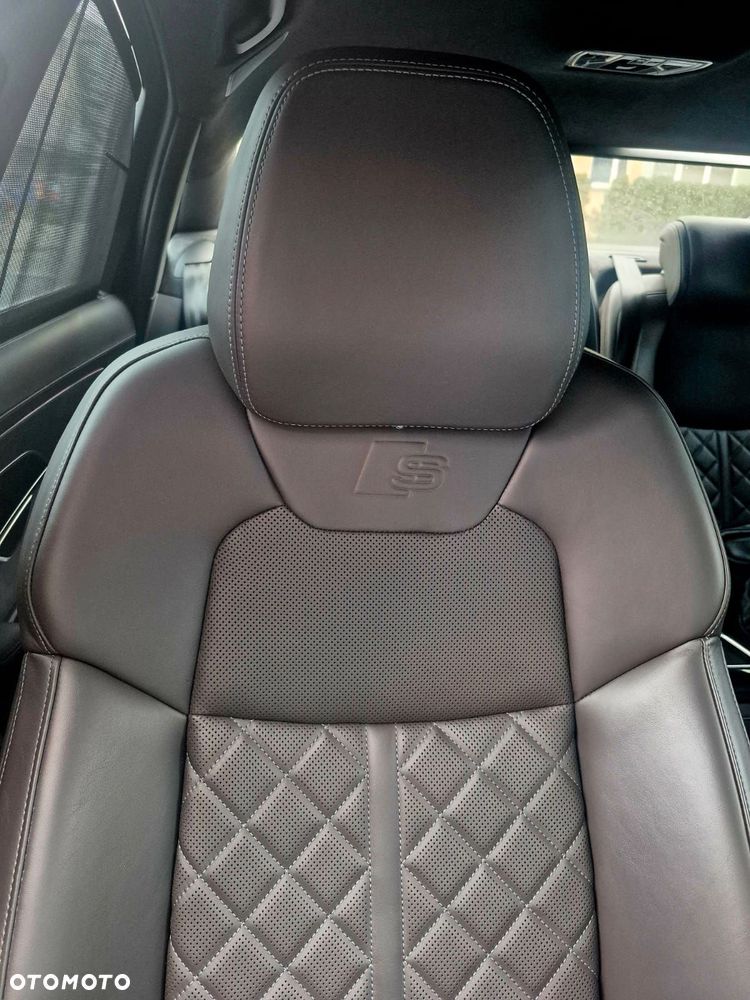 Audi A8 - 33