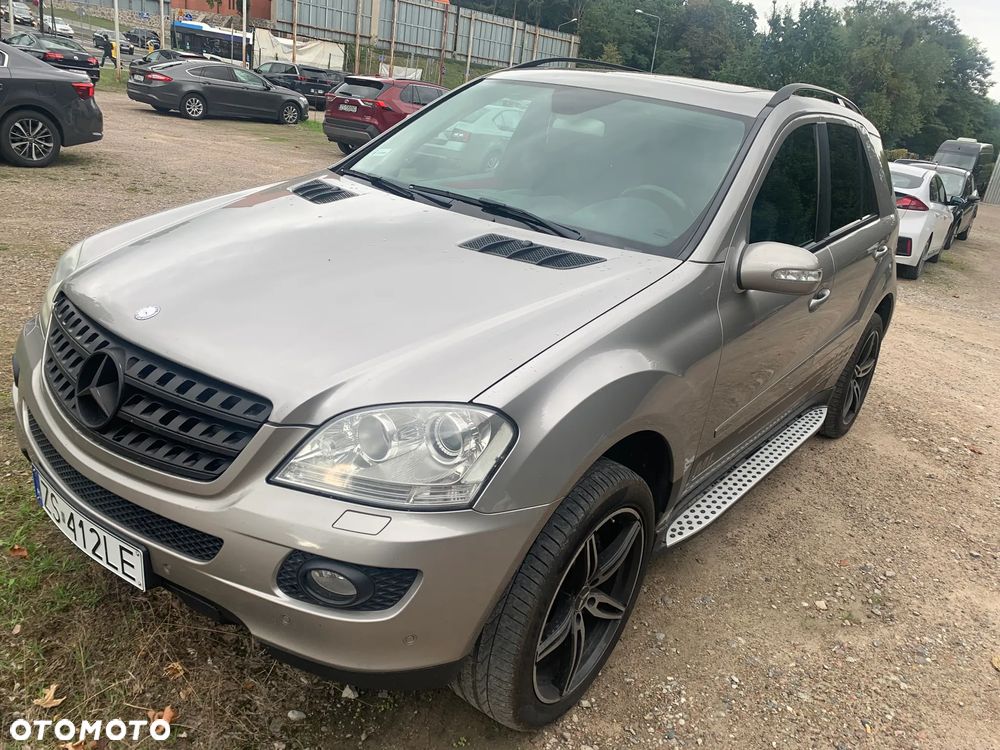 Mercedes-Benz ML - 7