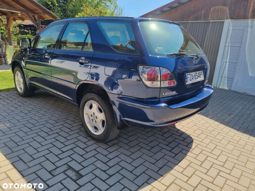 Lexus RX - 6
