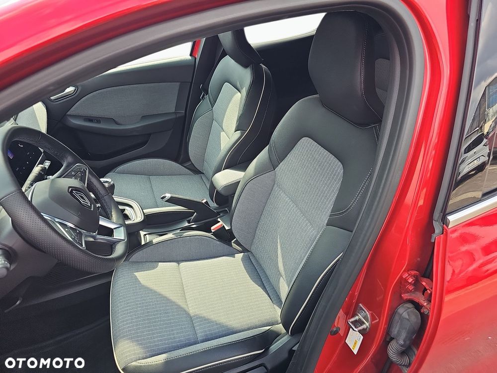 Renault Clio 1.0 TCe Techno - 12