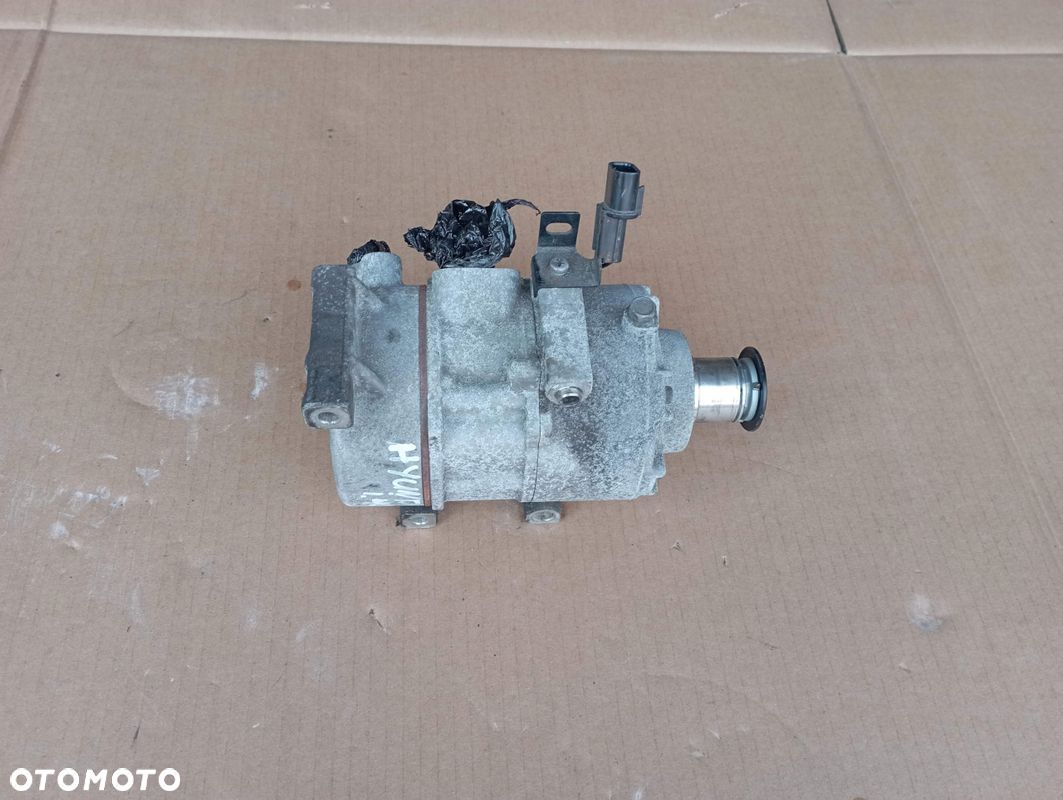 HYUNDAI I40 1.6 GDI SPRĘŻARKA KOMPRESOR KLIMATYZACJI 1B33E-00600 - 1