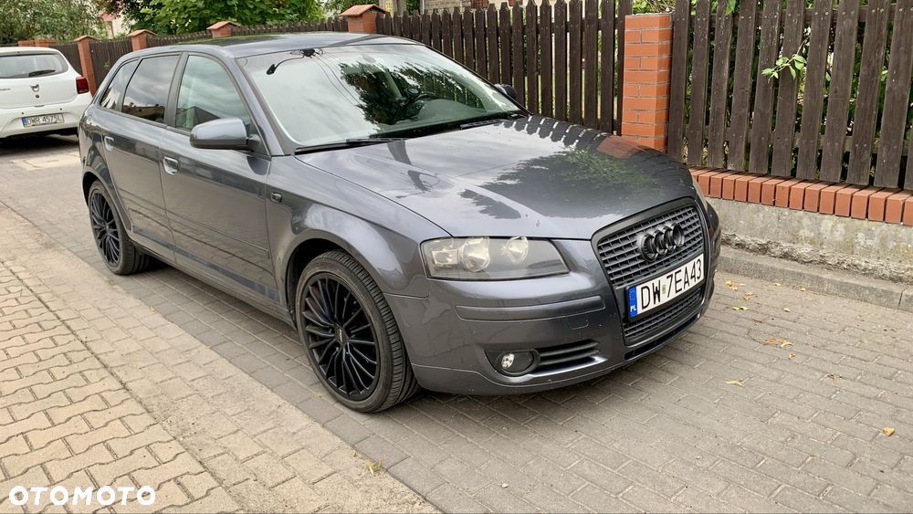 Audi A3 Sportback - 2