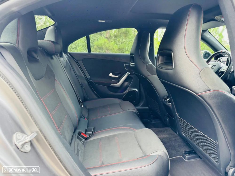 Mercedes-Benz CLA 35 AMG 4Matic Speedshift 8G-DCT Line Advanced Plus - 54