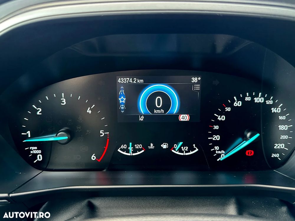 FORD Focus 2022 — imagine 16