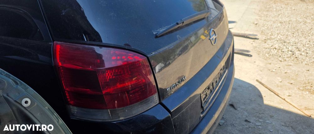 Stop stanga Opel Signum 2004 / 2005 2006 - 1
