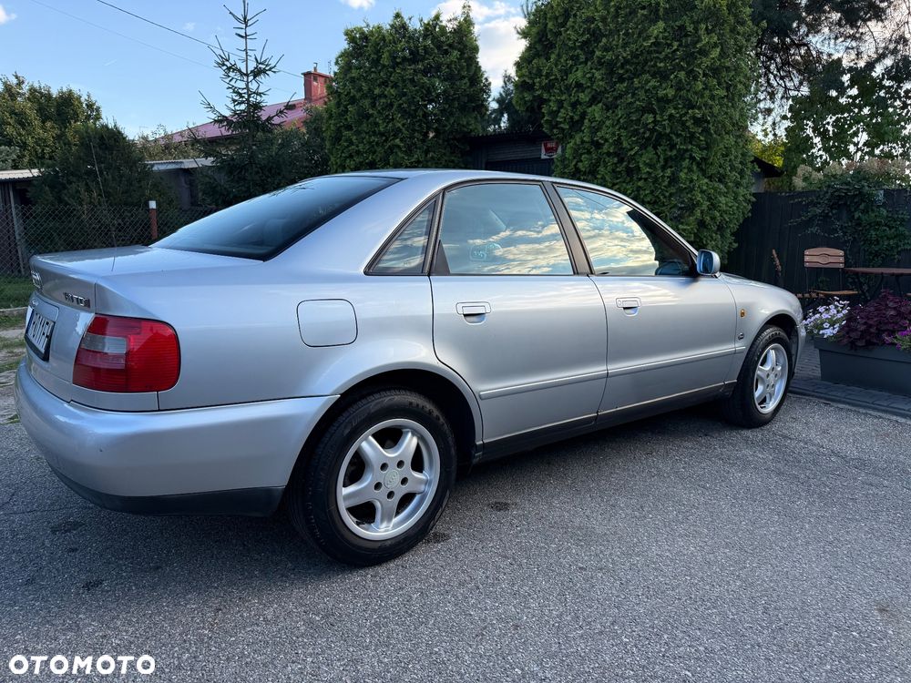 Audi A4 Limousine 1.9 TDI - 4