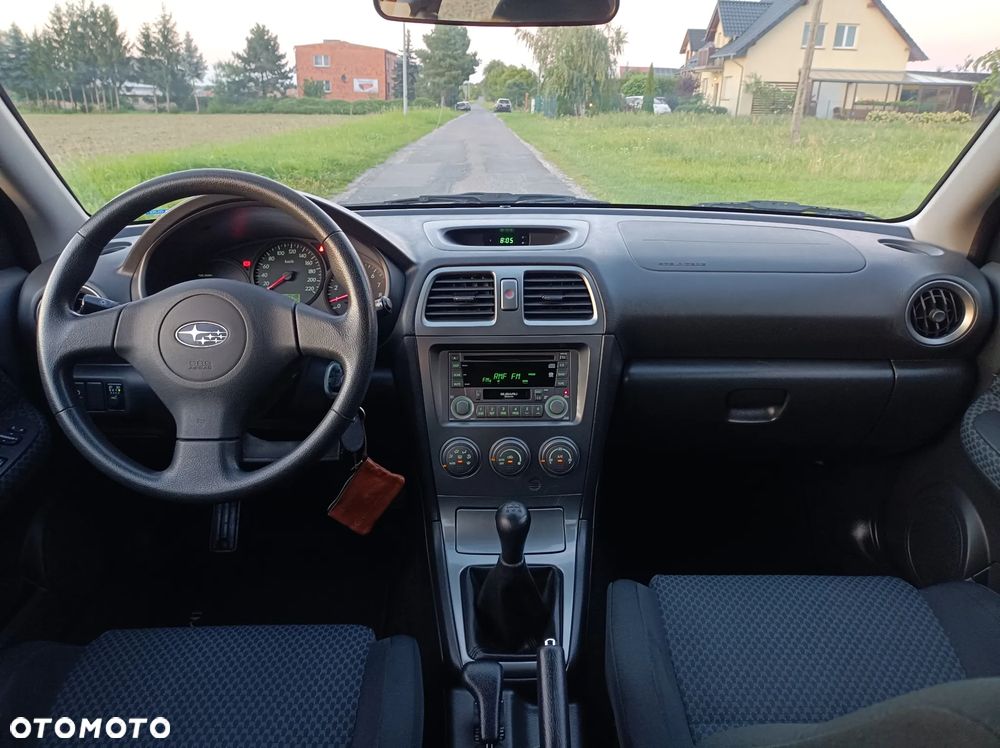 Subaru Impreza 1.5R RS - 12