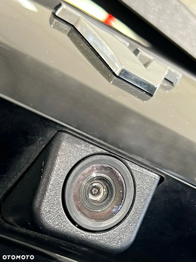 Volvo V40 D3 Drive-E R-Design Momentum - 20