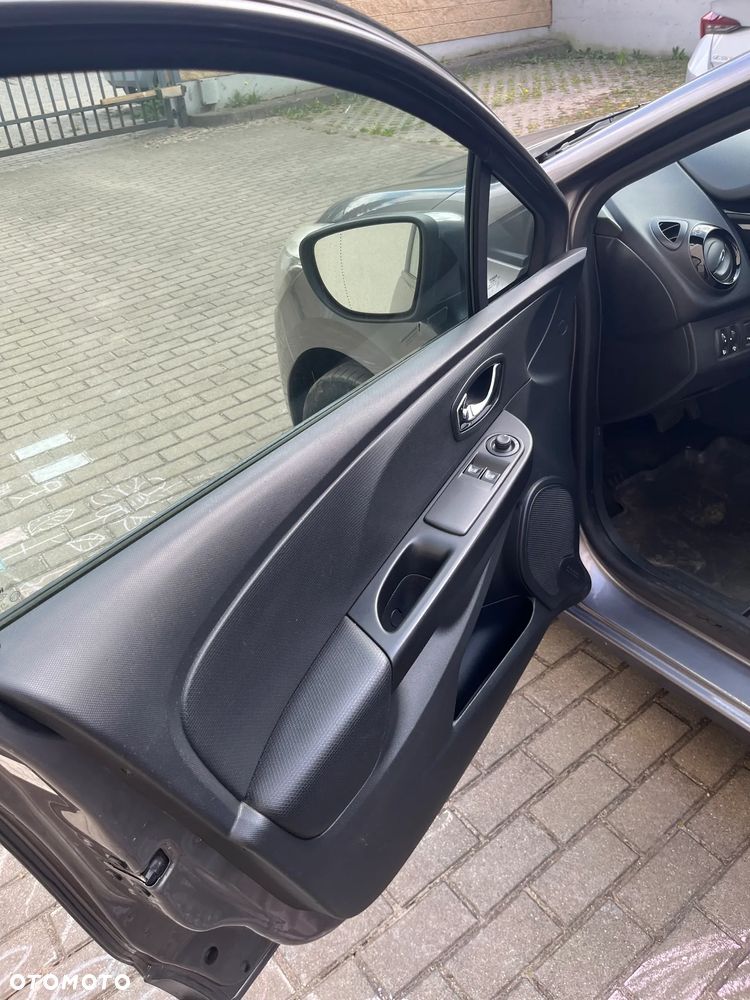 Renault Clio 1.2 TCe Zen EDC - 12