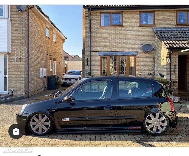 Renault Clio 1.5 dCi Dynamique S - 1