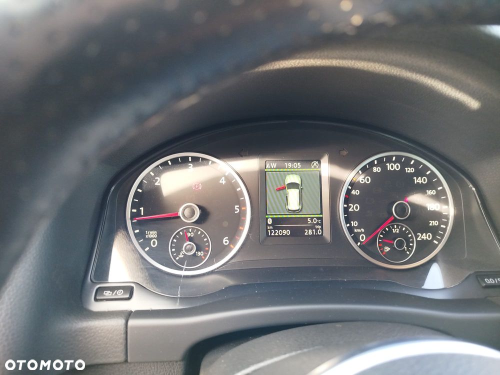 Volkswagen Tiguan - 13