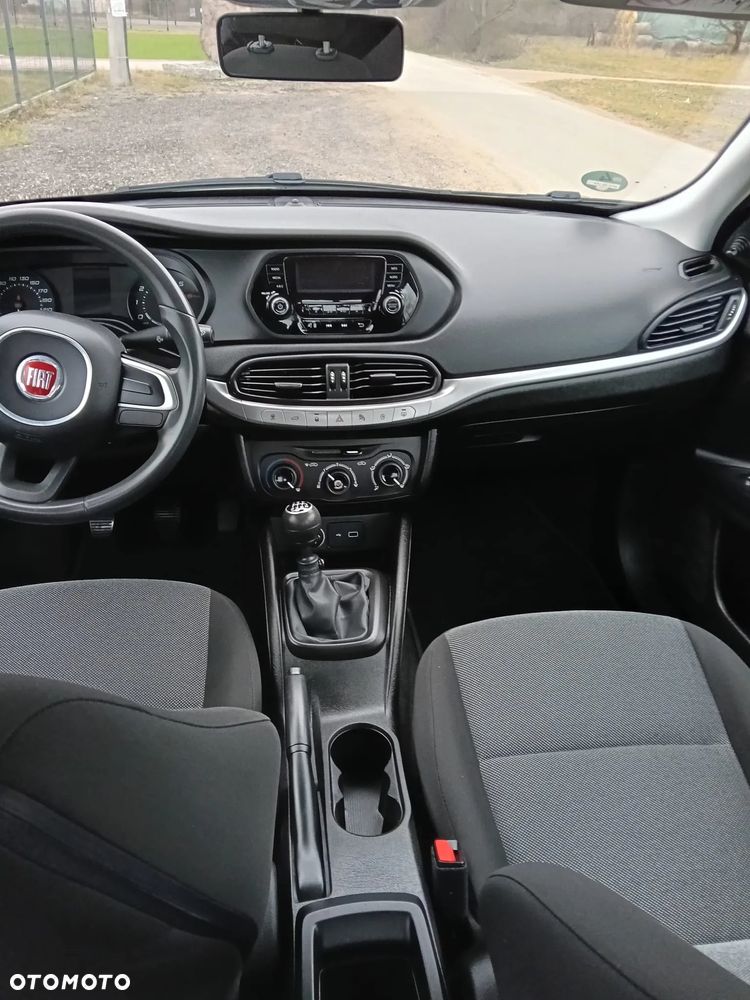 Fiat Tipo 1.4 16V More - 19