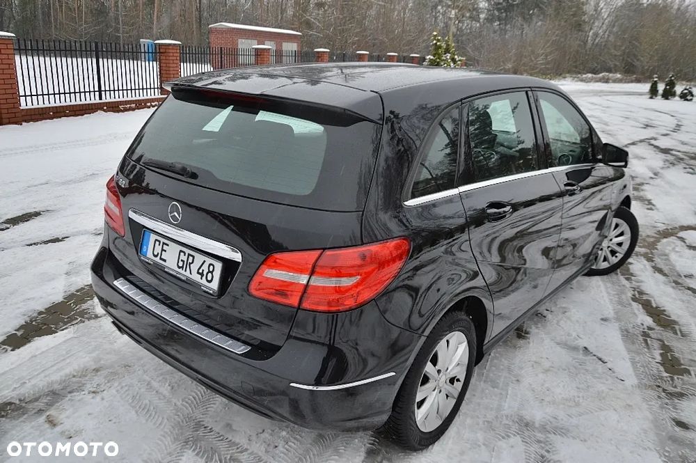 Mercedes-Benz Klasa B 180 BlueEFFICIENCY Edition - 13