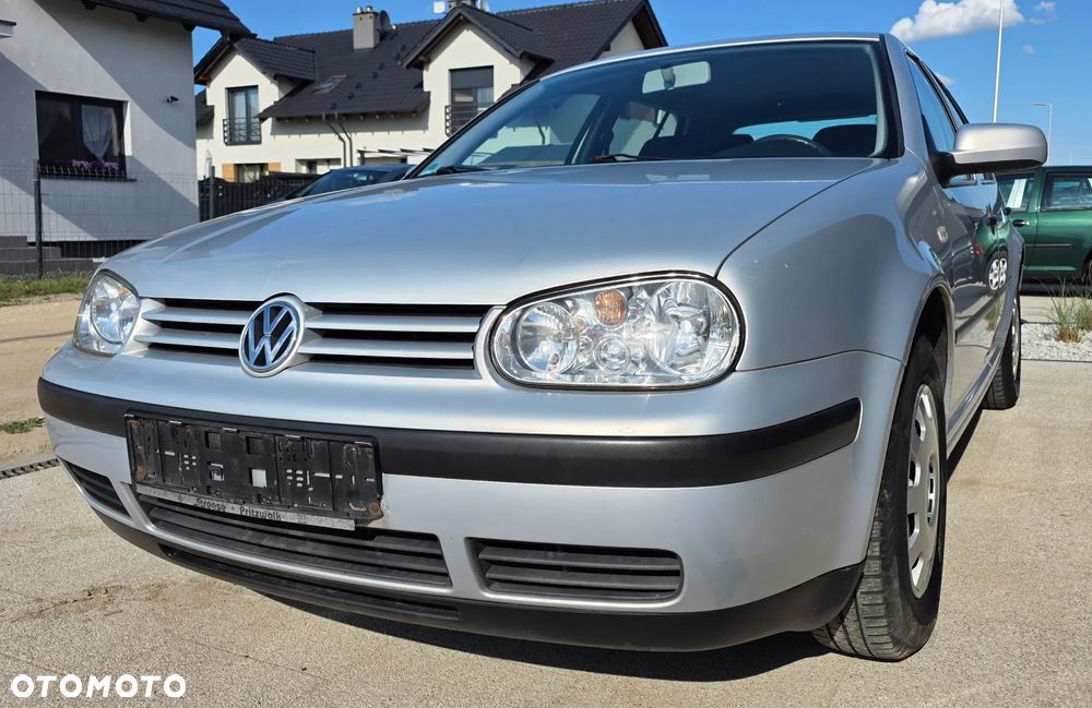 Volkswagen Golf 1.4 Comfortline - 2