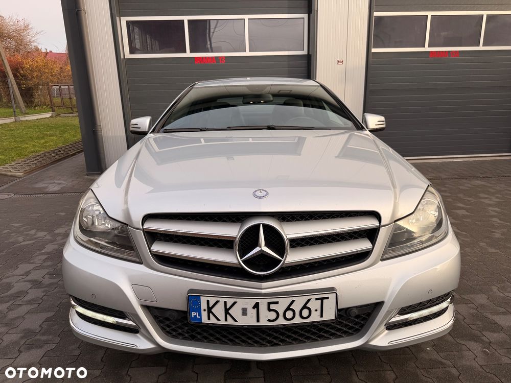 Mercedes-Benz Klasa C 180 BlueEFFICIENCY - 1
