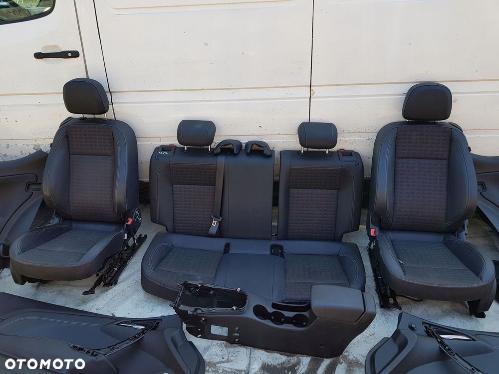 fotele kanapa Opel Astra J GTC - 2