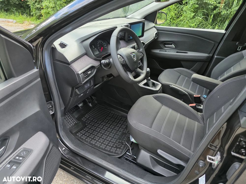 Dacia Logan TCe 90 MT6 Prestige - 9