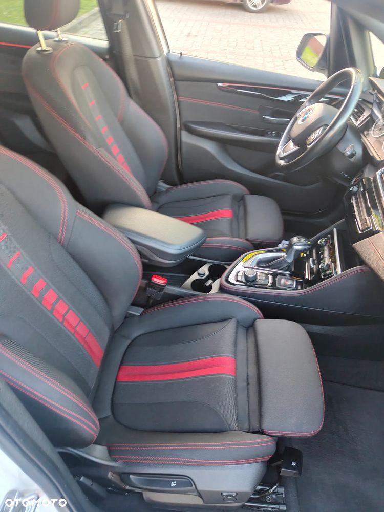 BMW Seria 2 218d Sport - 13