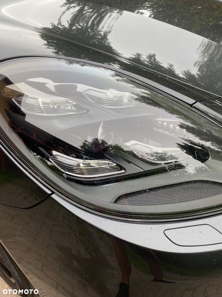 Porsche Panamera 4S Executive - 21