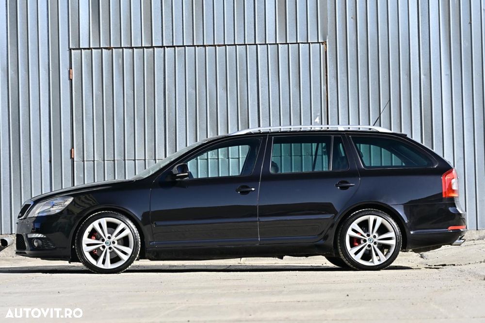 Skoda Octavia 2.0 TDI DPF RS - 8