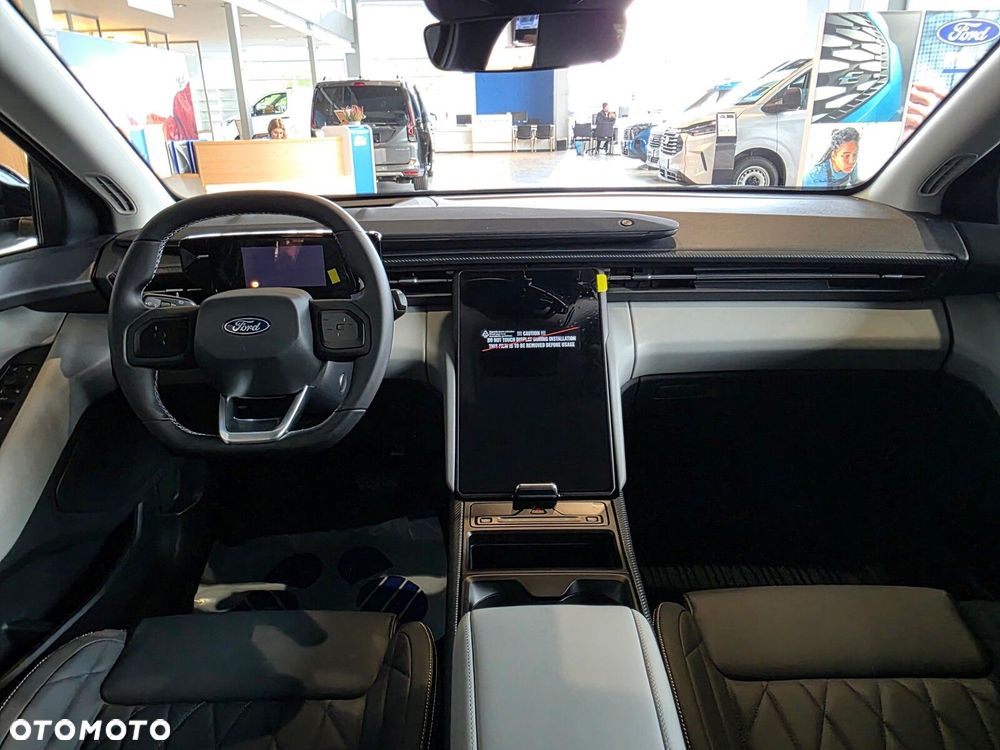Ford Explorer - 17