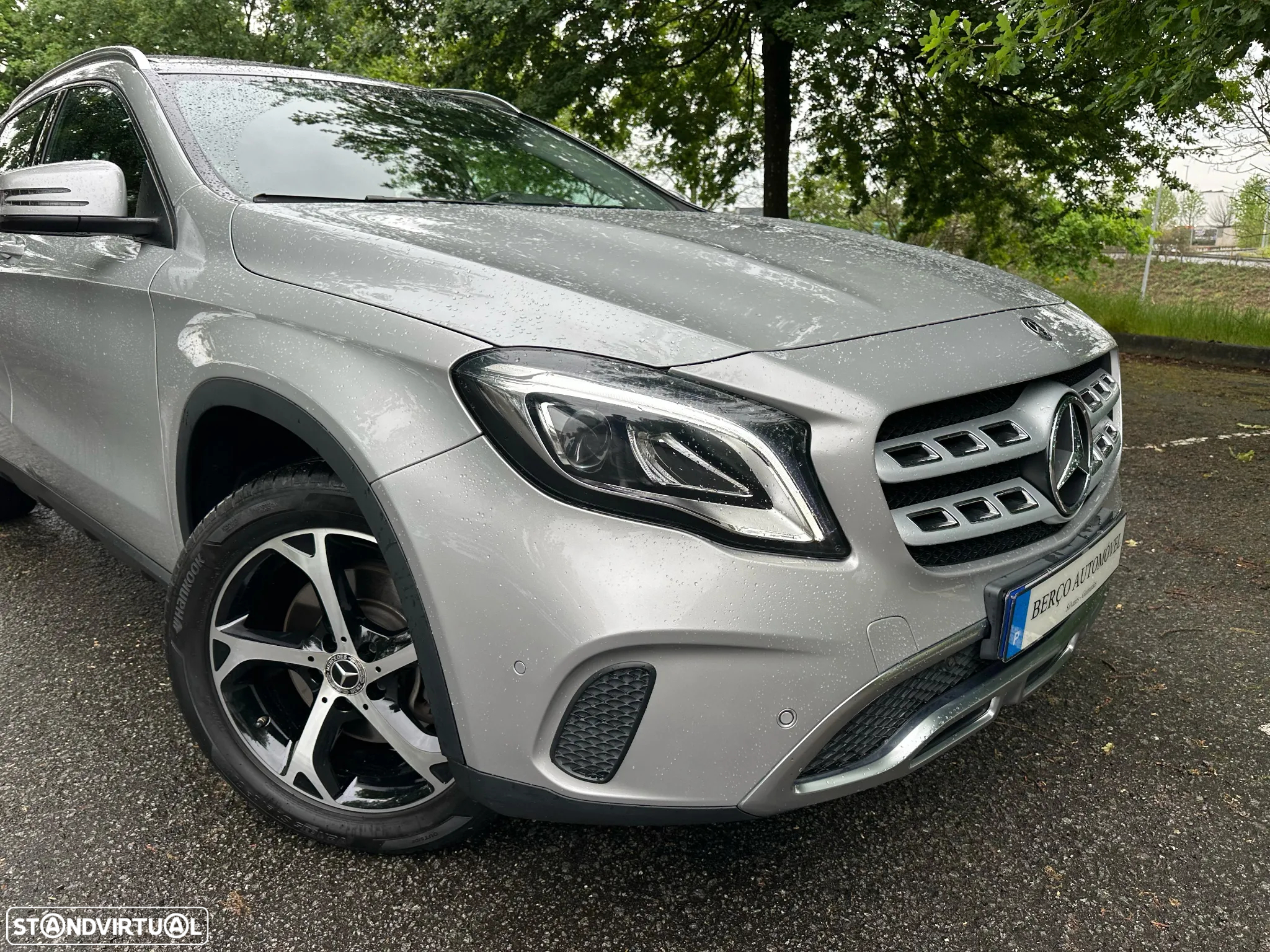 Mercedes-Benz GLA 220 4Matic 8G-DCT Special Edition - 2