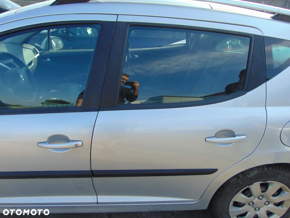 DRZWI LEWE TYŁ TYLNE PEUGEOT 207 EZRC KOMBI - 1