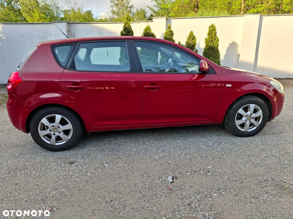 Kia Ceed 1.4 Comfort + - 3