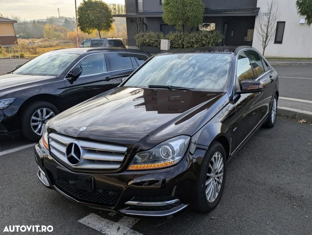 Mercedes-Benz C - 3