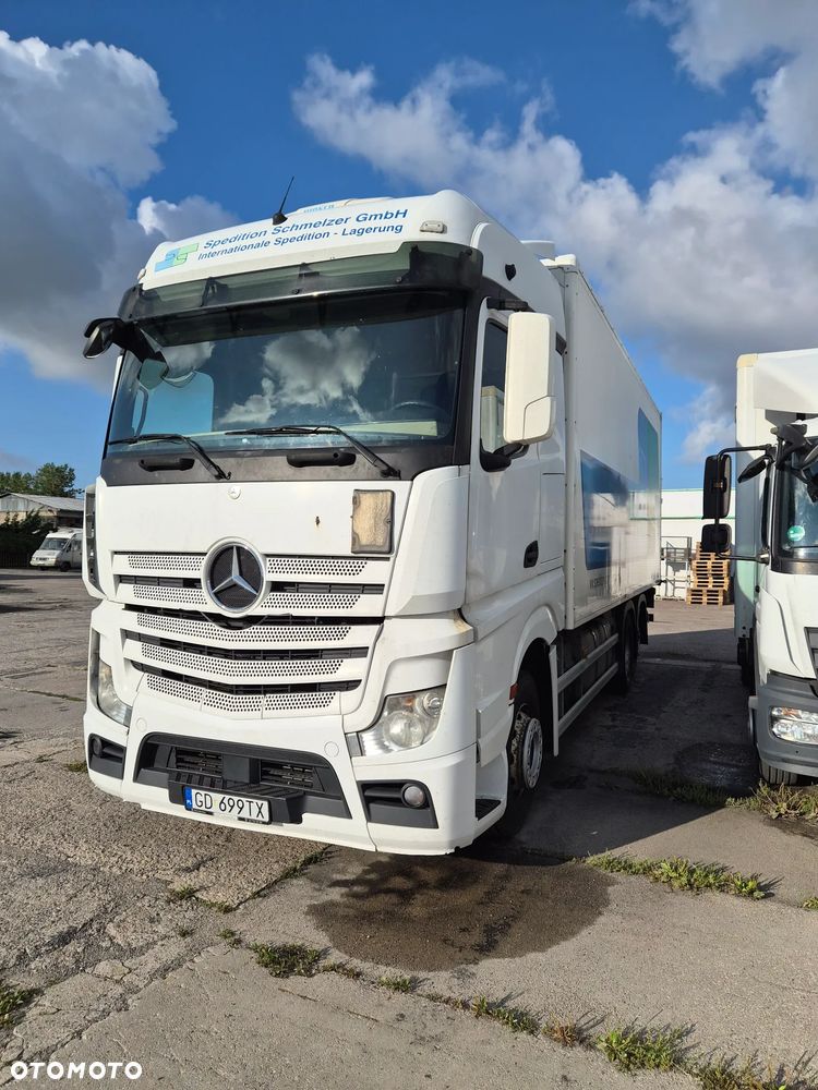 Mercedes-Benz ACTROS - 2