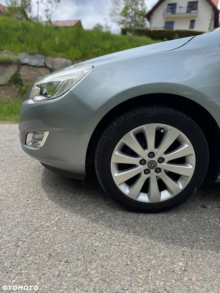Opel Astra - 9
