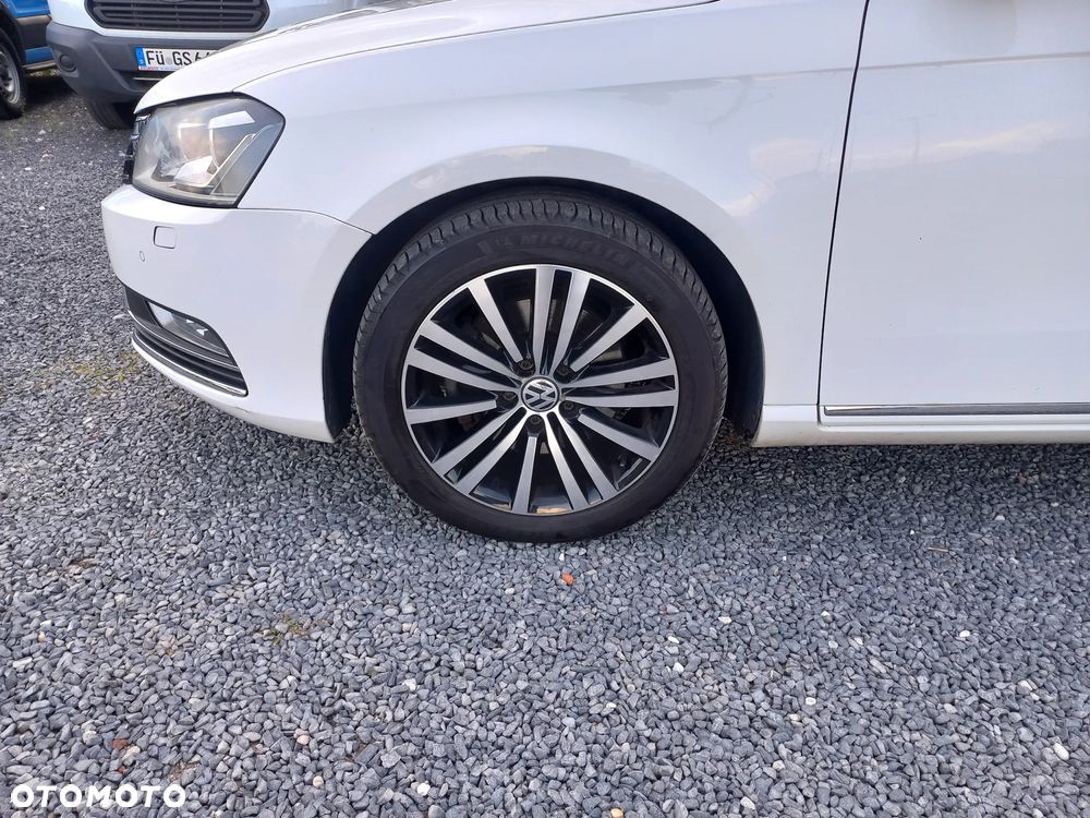 Volkswagen Passat 2.0 TDI Comfortline DSG - 12