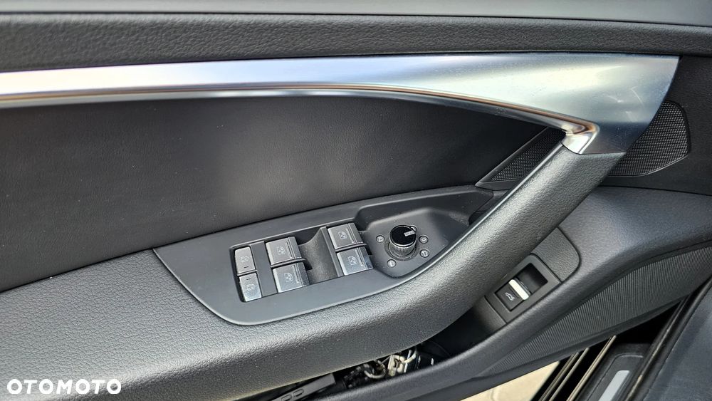 Audi A6 Avant 40 TDI S tronic - 14