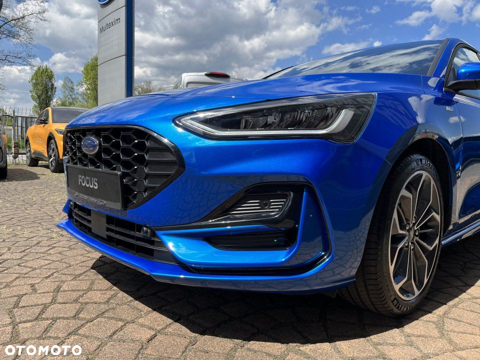 Ford Focus - 10