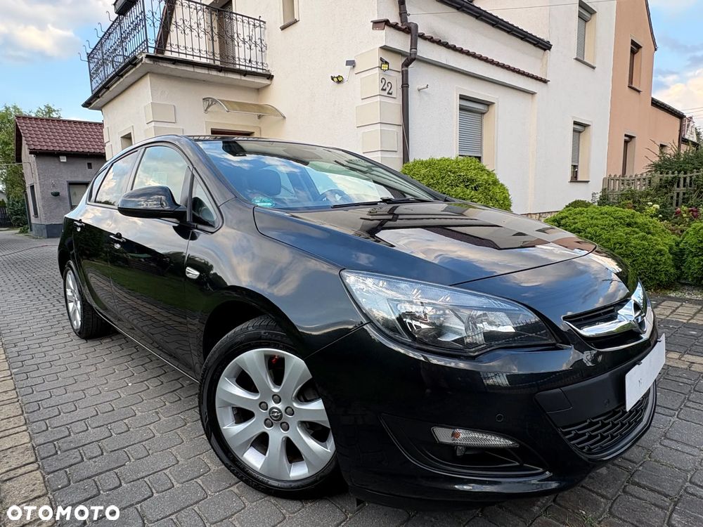 Opel Astra 1.4 Turbo Cosmo - 25