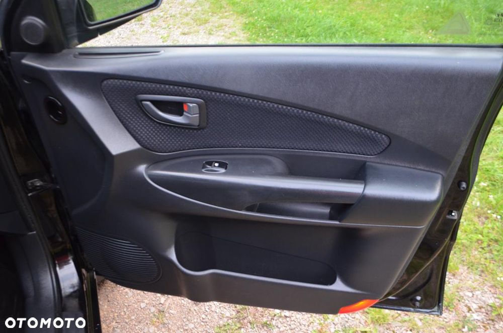 Hyundai Tucson 2.0 Comfort 2WD - 23