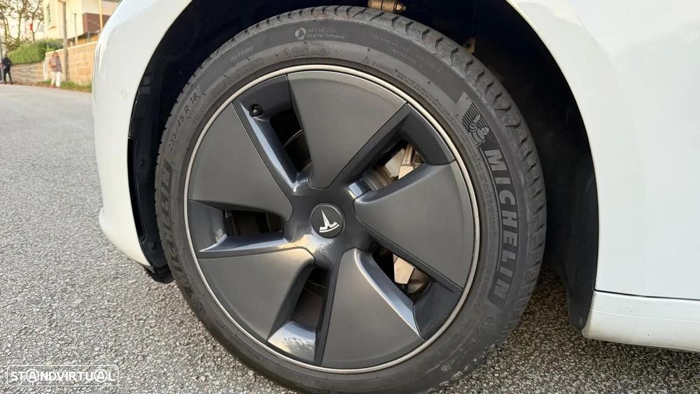 Tesla Model 3 Standard Range Plus RWD - 8