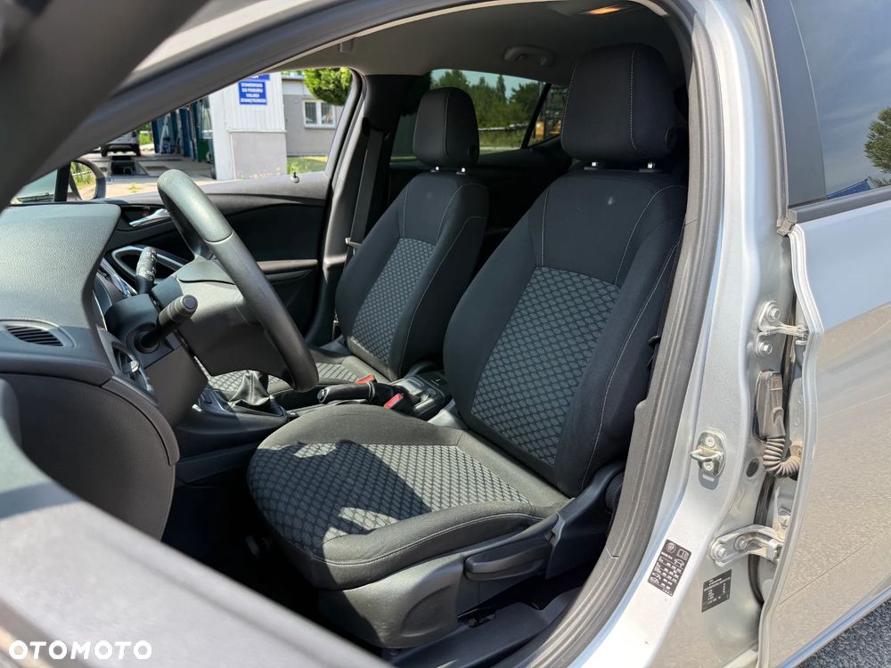 Opel Astra 1.4 Enjoy - 4
