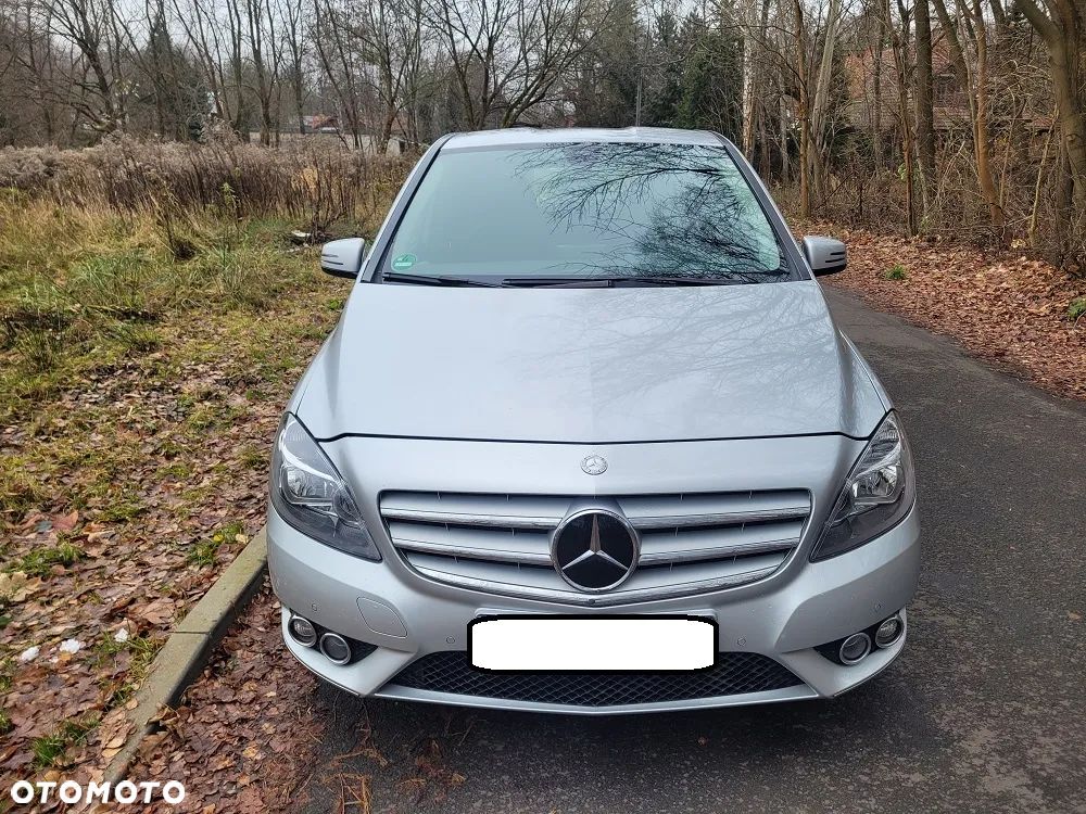 Mercedes-Benz Klasa B 180 (BlueEFFICIENCY) 7G-DCT - 2