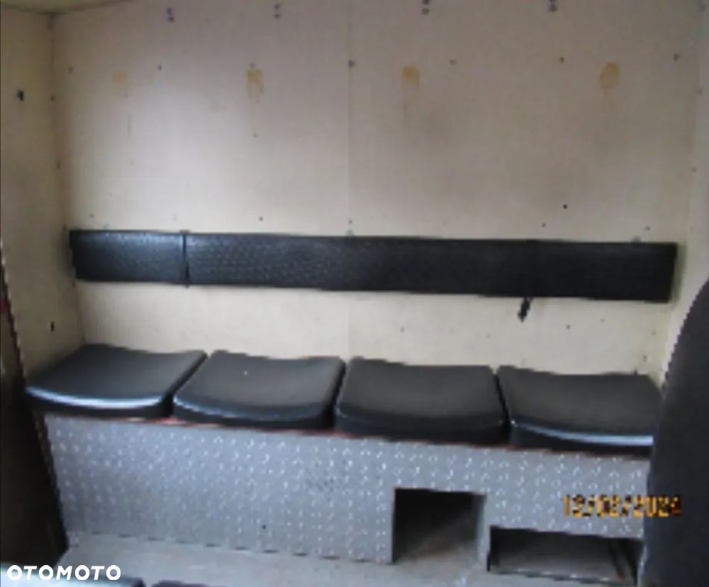 Mercedes-Benz 709 - 11