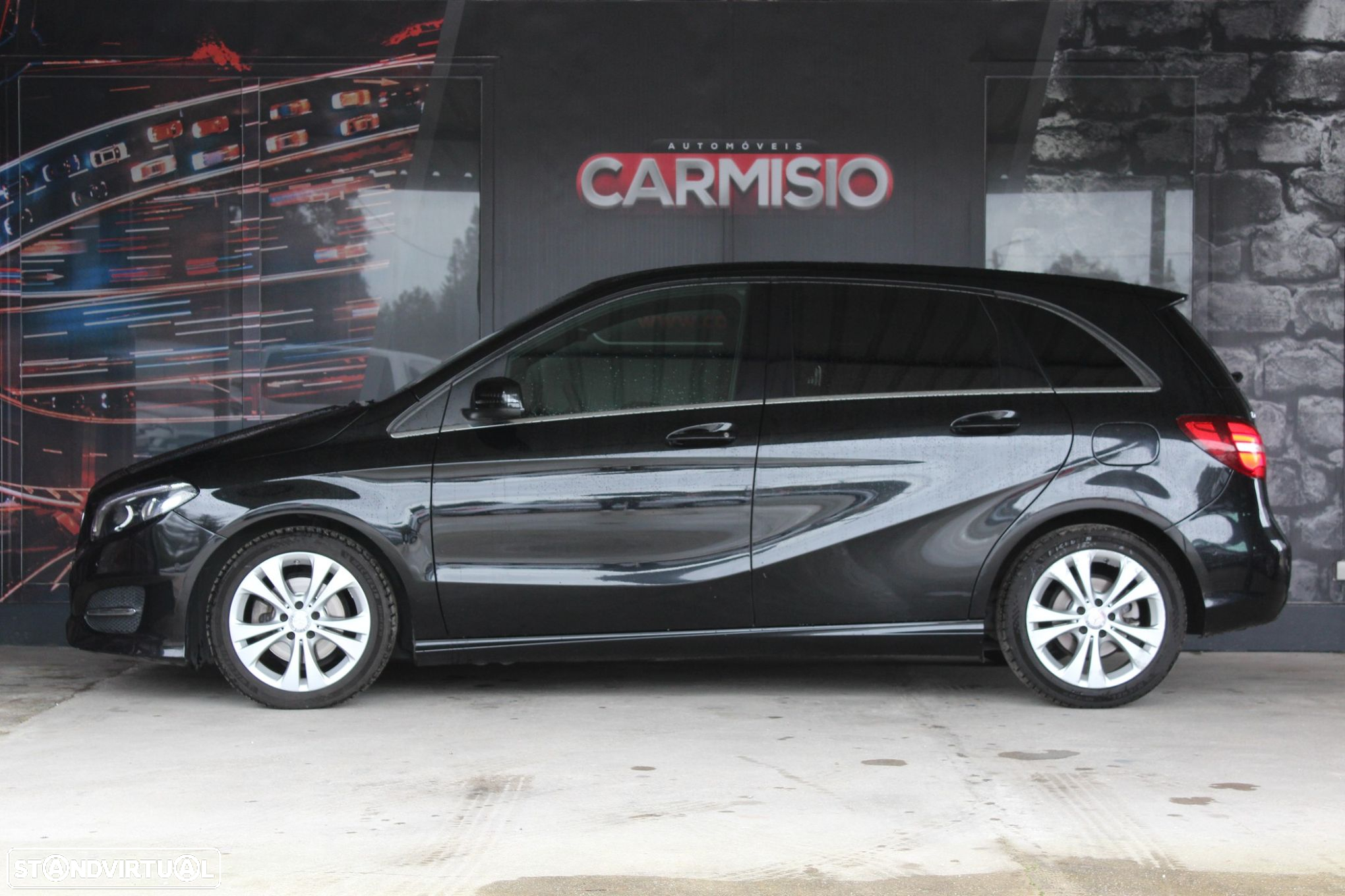 Mercedes-Benz B 200 d AMG Line - 6