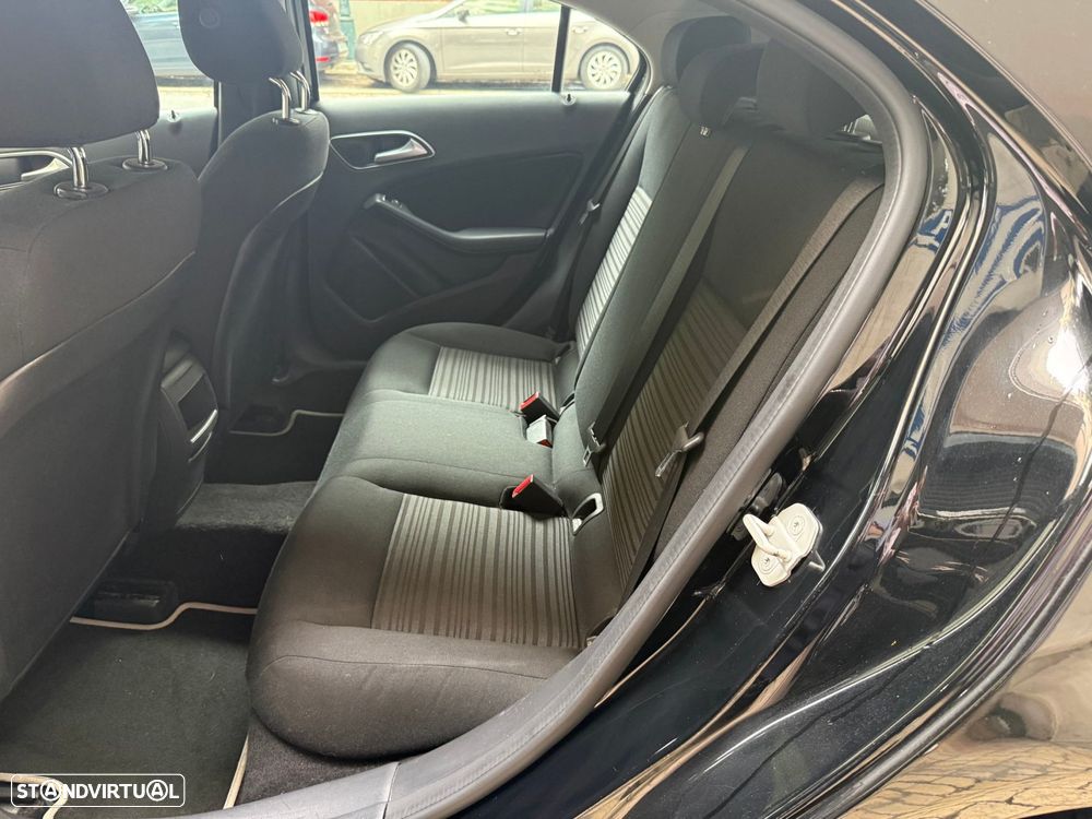Mercedes-Benz A 180 d Style - 12