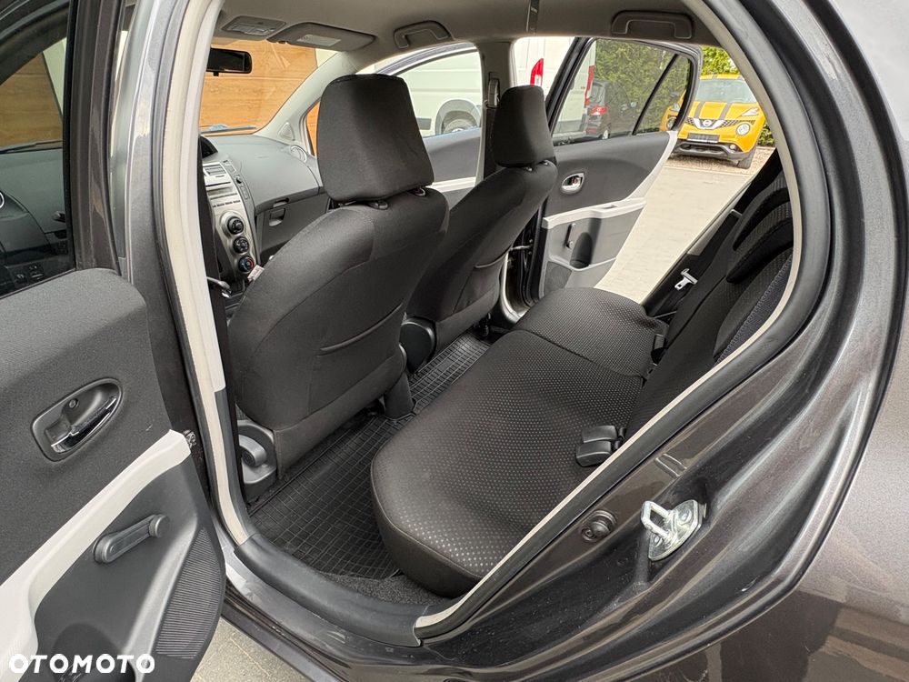 Toyota Yaris 1.33 VVT-i Life - 18