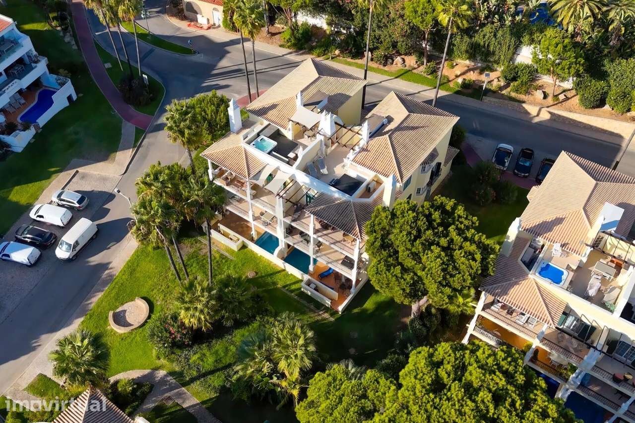Apartamento T2 com terraço amplo virado a sul em Vale do Lobo, a 4 min - Grande imagem: 3/41