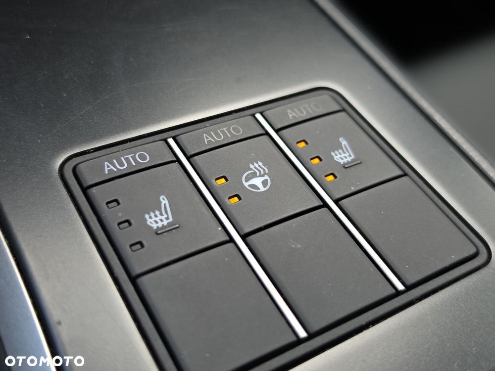 Lexus UX 250h GPF F Sport Design+ 2WD - 24