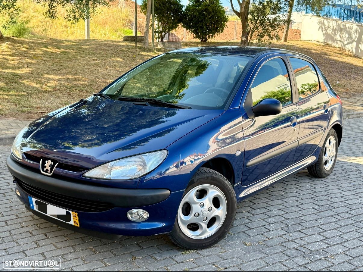 Peugeot 206 1.1 XR - 1