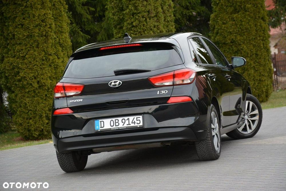 Hyundai i30 1.4 YES - 14