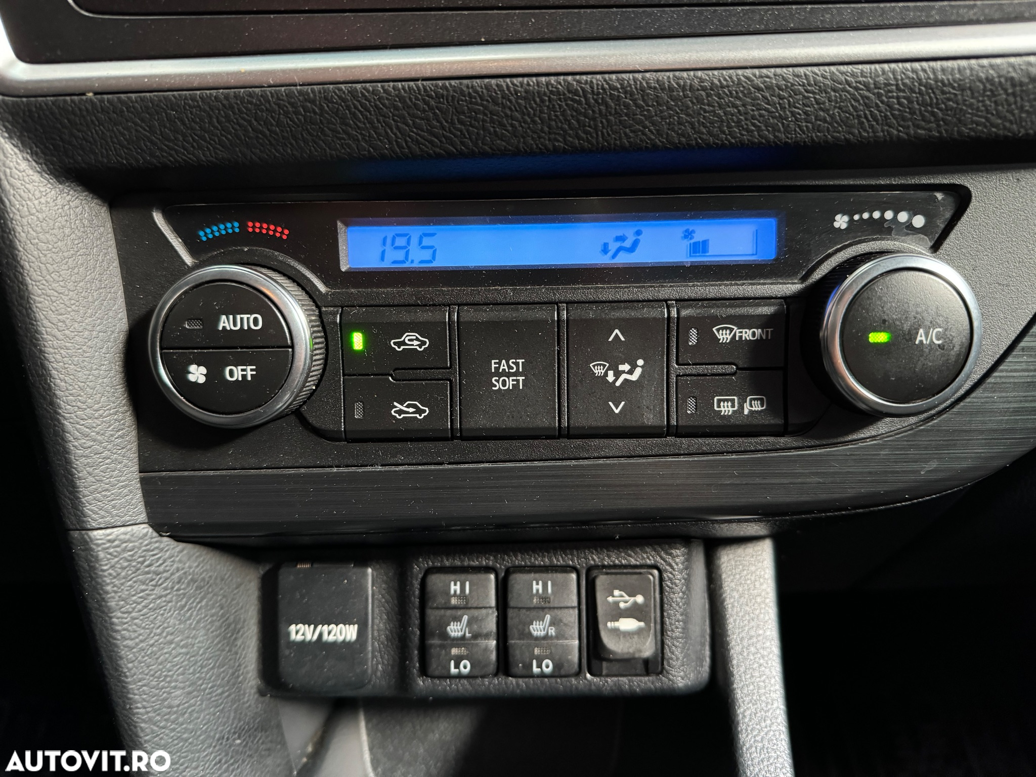 Toyota Auris - 13