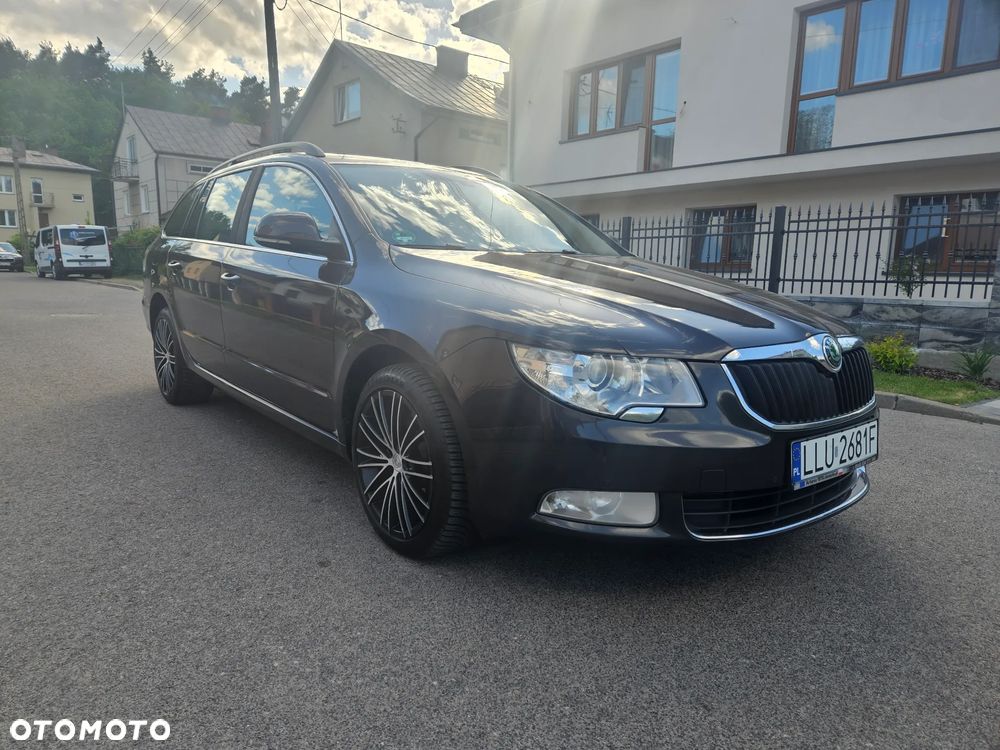 Skoda Superb 2.0 TDI DSG Elegance - 1