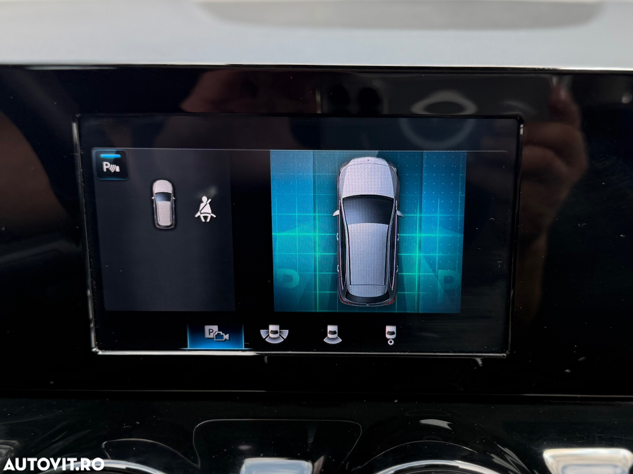Mercedes-Benz B 250 e Plug-In-Hybrid - 32